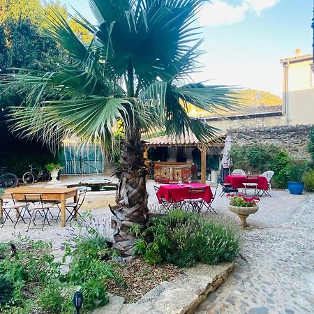 Aux Berges Du Libre Bed & Breakfast Felines-Termenes Bagian luar foto