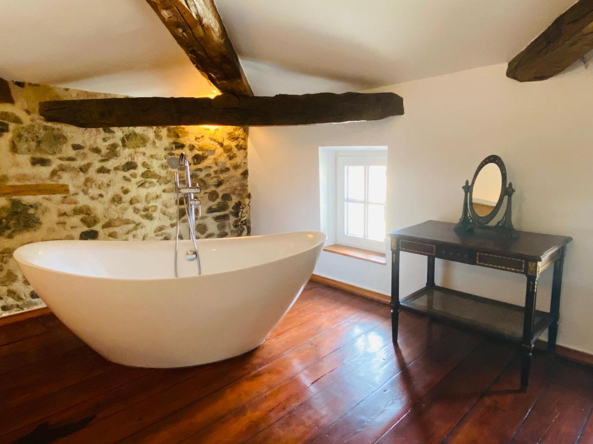 Aux Berges Du Libre Bed & Breakfast Felines-Termenes Bagian luar foto