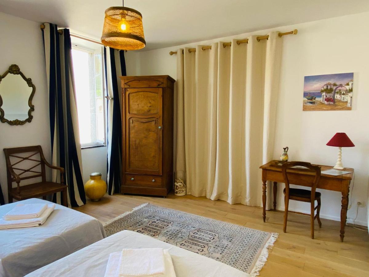 Aux Berges Du Libre Bed & Breakfast Felines-Termenes Bagian luar foto