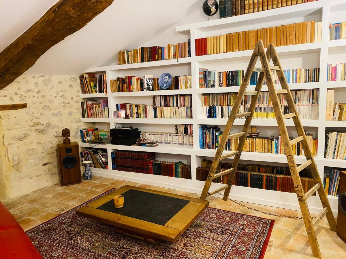 Aux Berges Du Libre Bed & Breakfast Felines-Termenes Bagian luar foto