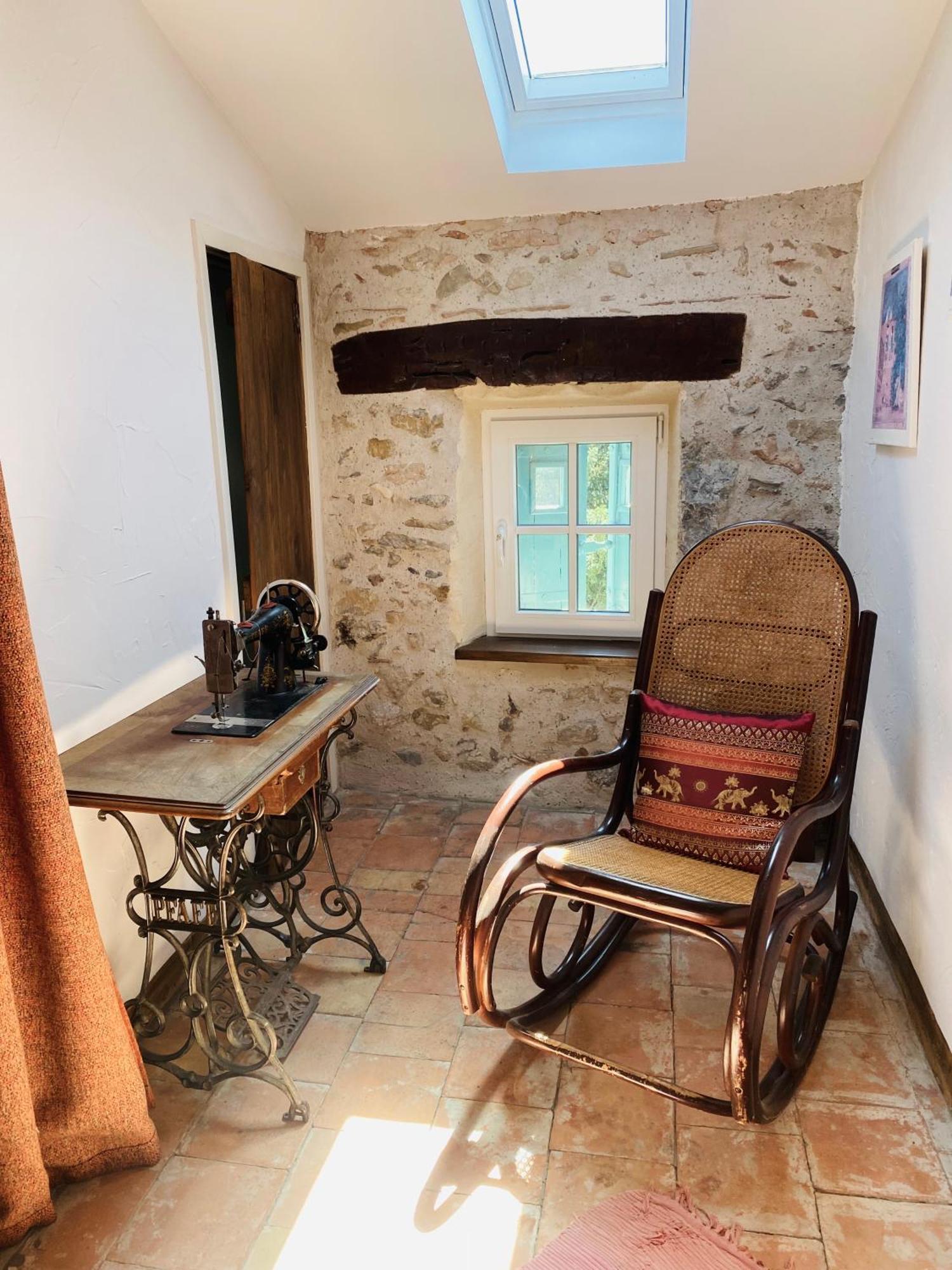 Aux Berges Du Libre Bed & Breakfast Felines-Termenes Bagian luar foto