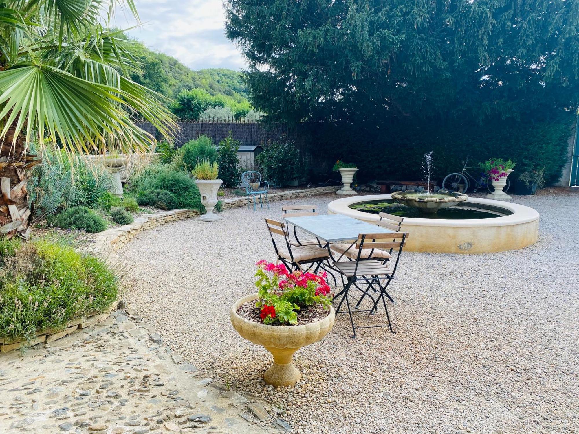 Aux Berges Du Libre Bed & Breakfast Felines-Termenes Bagian luar foto